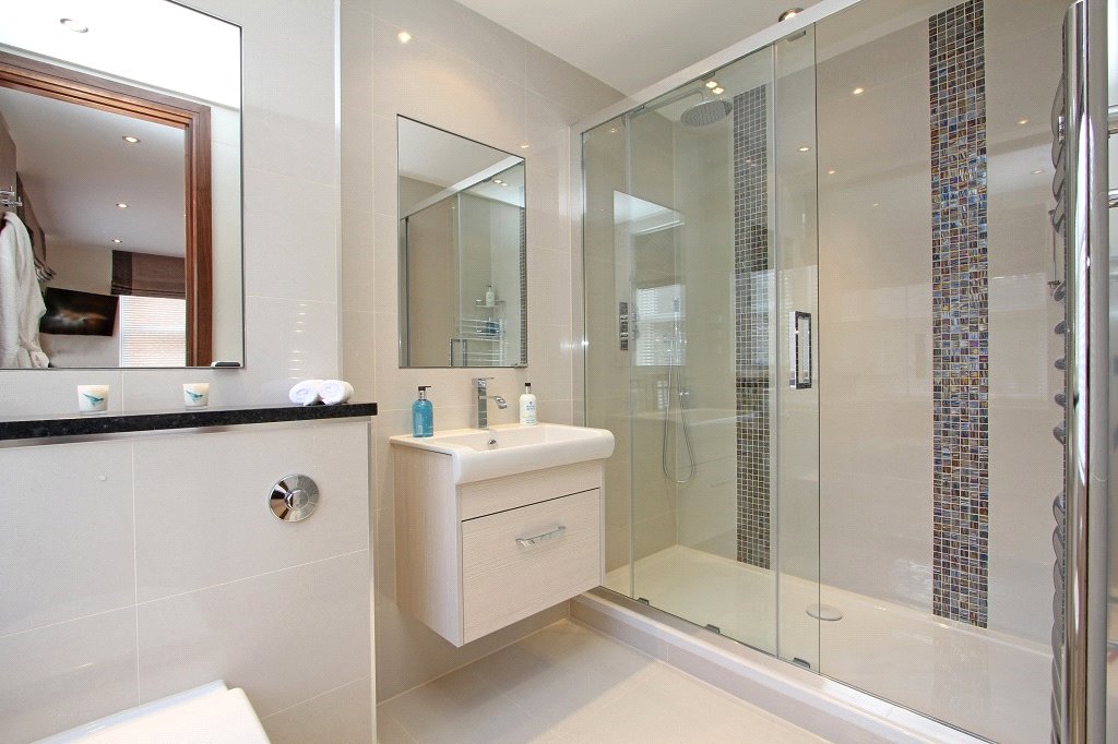 3 bedroom Flat, Ennismore Gardens, London, SW7 - Available, Image 11