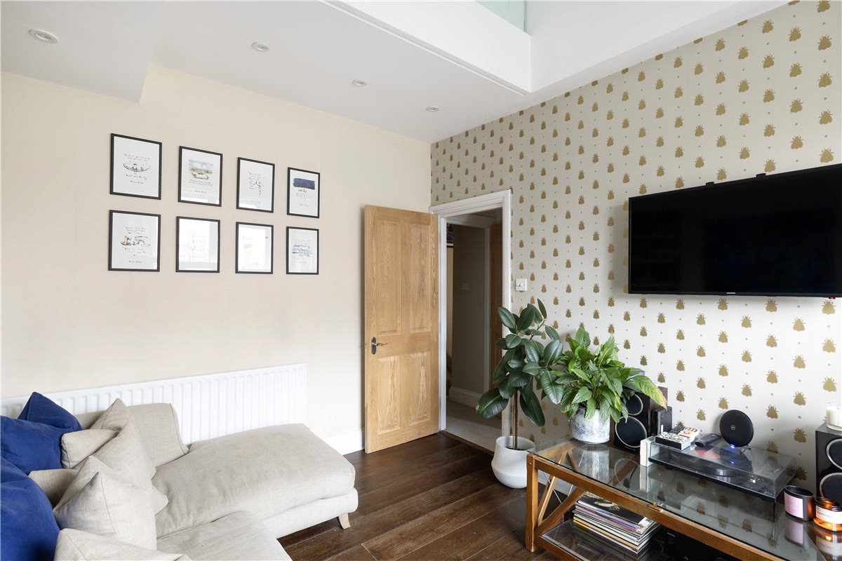 3 bedroom Maisonette, Tranmere Road, London, SW18 - Sold STC, Image 9