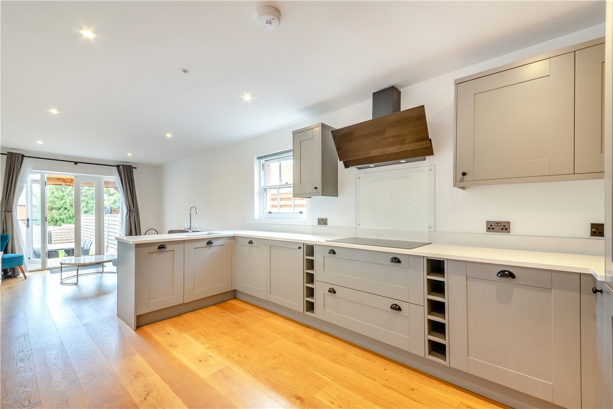 3 bedroom House, Chesil Street, Winchester, SO23 - Available, Image 7