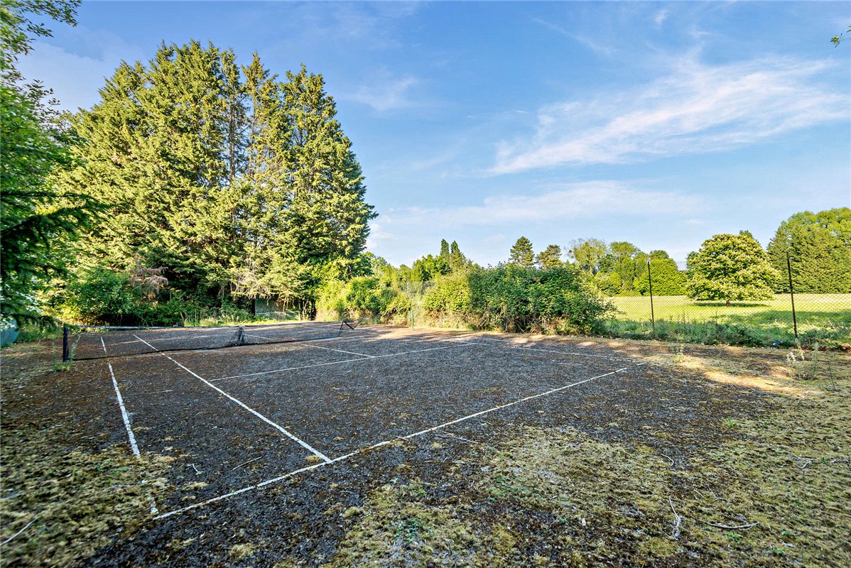 5.5 Sq Ft Country Estate, Priest Hill, Old Windsor, SL4 - Available, Image 31