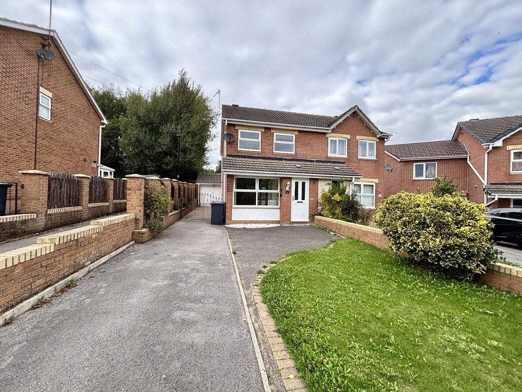 3 bedroom House, Sherbourne Avenue, Bramley, S66 - Let Agreed