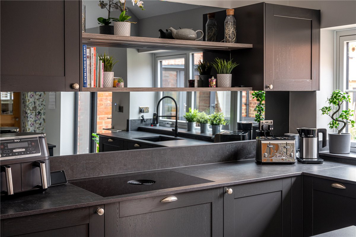 5 bedroom House, Breighton, Selby, YO8 - Available, Image 12