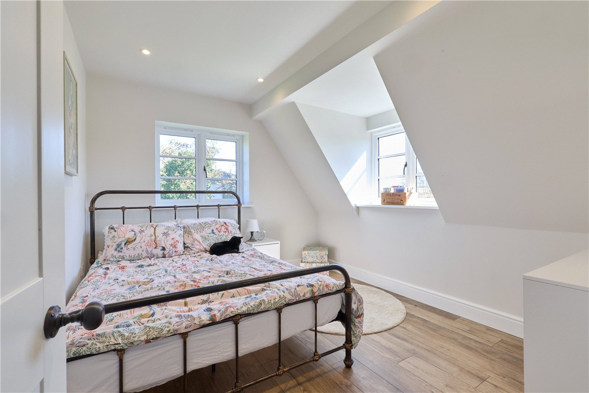 4 bedroom House, Cambridge Road, Oakington, CB24 - Sold STC, Image 16