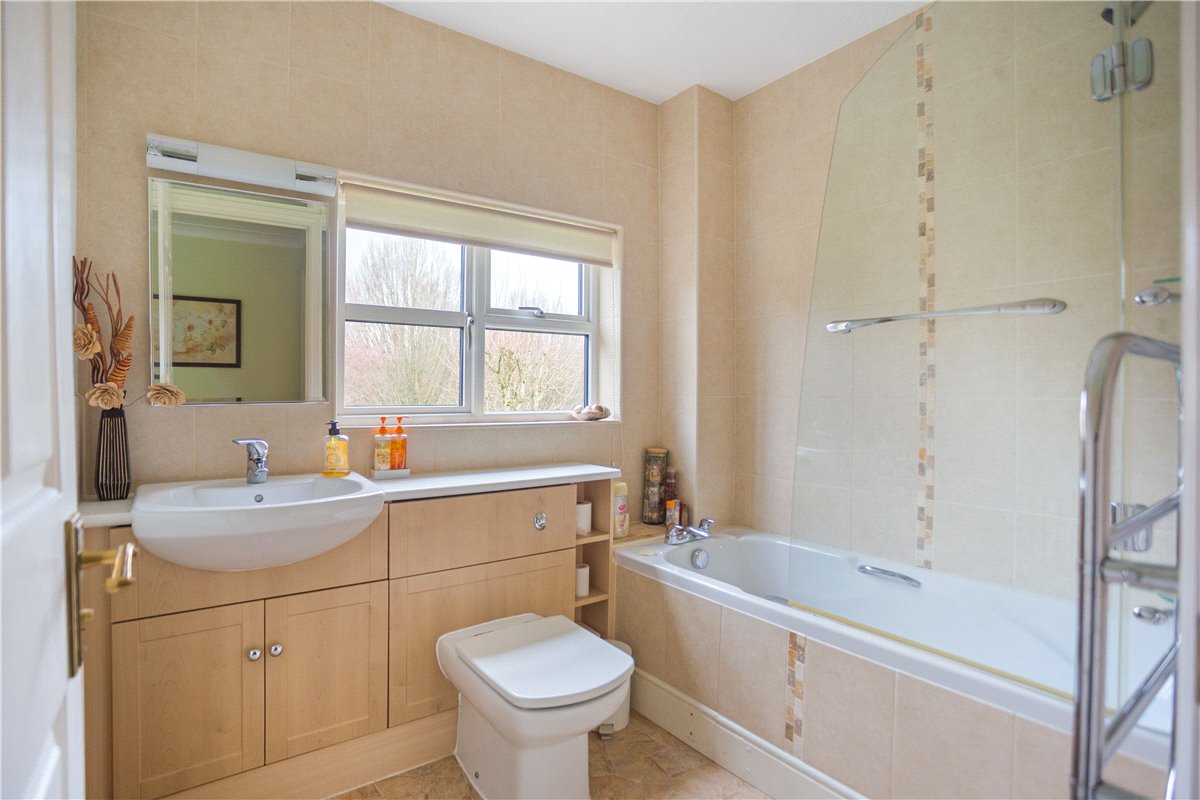 4 bedroom House, King Alfred Close, Pewsey, SN9 - Sold, Image 14