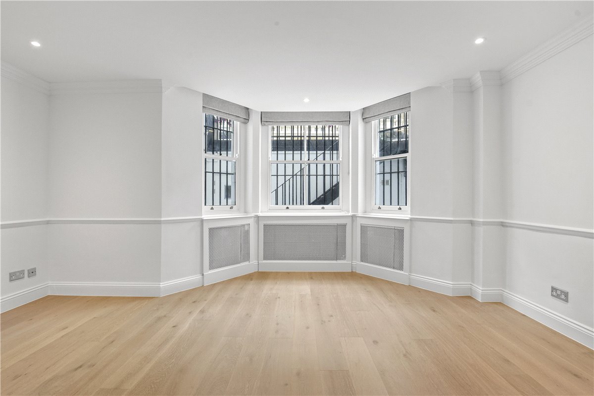 2 bedroom Flat, Manson Place, South Kensington, SW7 - Available, Image 8