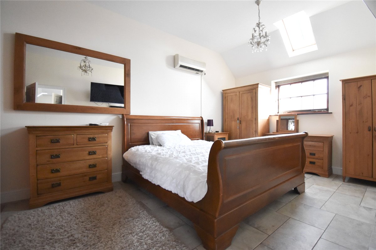 2 bedroom Bungalow, Lordsbridge Farm House, Wimpole Road, CB23 - Available, Image 2