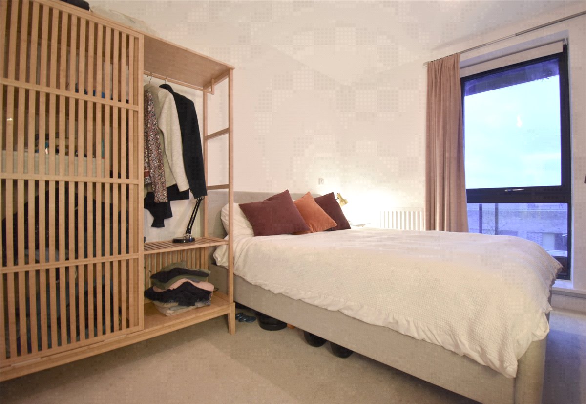 2 bedroom Flat, Hobson Avenue, Trumpington, CB2 - Available, Image 6