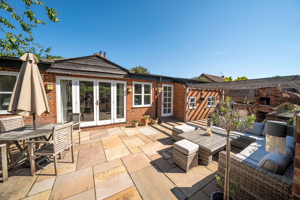 5 bedroom House, Hurstbourne Priors, Whitchurch, RG28 - Available, Image 1