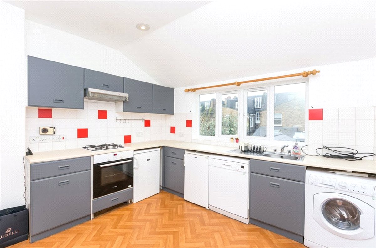 2 bedroom Maisonette, Edenvale Street, London, SW6 - Sold STC, Image 2