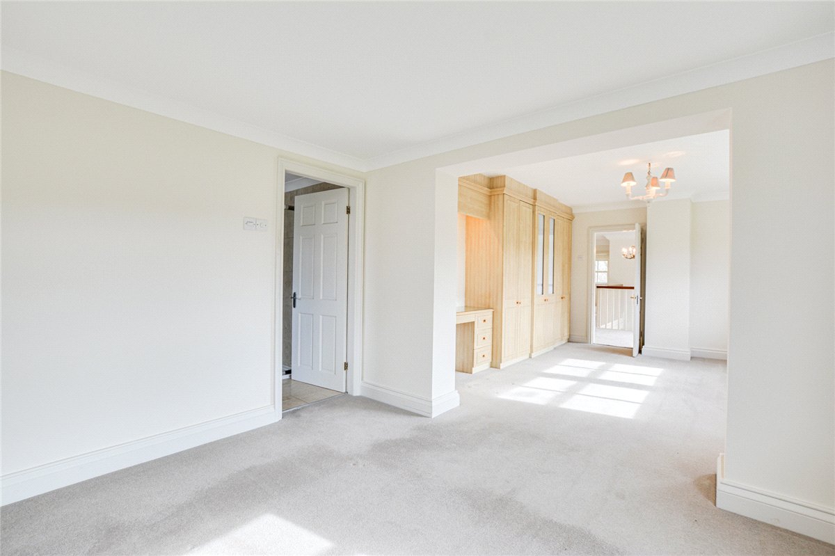 4 bedroom House, Glazebrook Lane, Glazebrook, WA3 - Available, Image 10