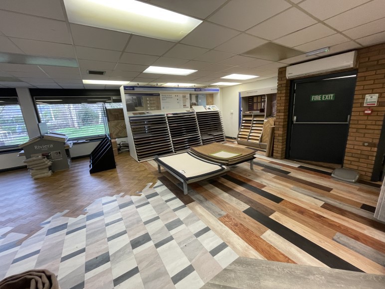 1530 Sq Ft, 10 Clevedon Walk, Bristol, BS48 - Under Offer, Image 3