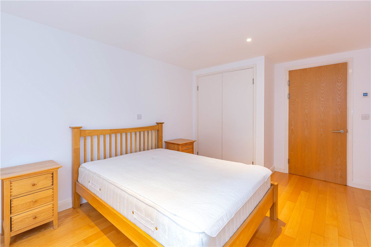 2 bedroom Flat, St. Thomas Street, Oxford, OX1 - Sold, Image 9