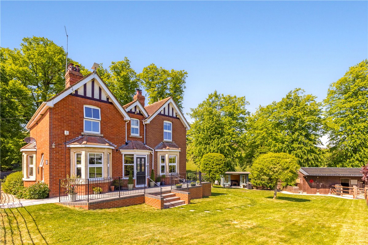 4 bedroom House, Russley Park, Baydon, SN8 - Sold, Image 19