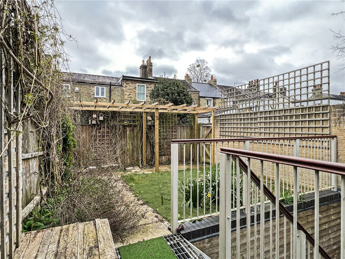 1 bedroom House, North Street, Cambridge, CB4 - , Image 11