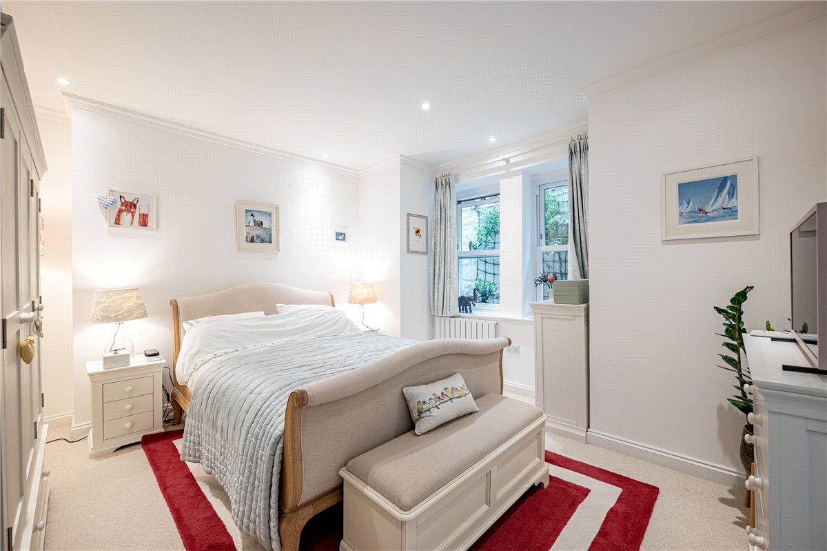 2 bedroom Flat, Upper Oldfield Park, Bath, BA2 - Sold, Image 5