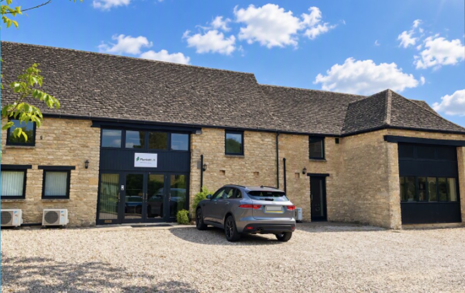 2366 Sq Ft, 2 - 3 The Quadrangle, Woodstock, OX20 - Available