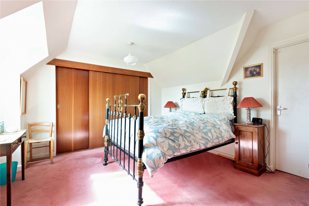 4 bedroom House, Garden Close Lane, Newbury, RG14 - Available, Image 24