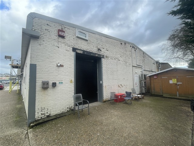 9883 Sq Ft, 29 Aston Road, Waterlooville, PO7 - Available, Image 4