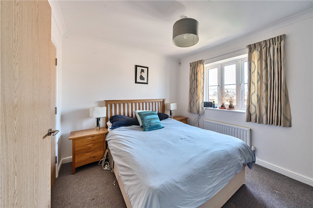 3 bedroom Flat, Randolph Avenue, Woodstock, OX20 - Sold STC, Image 11