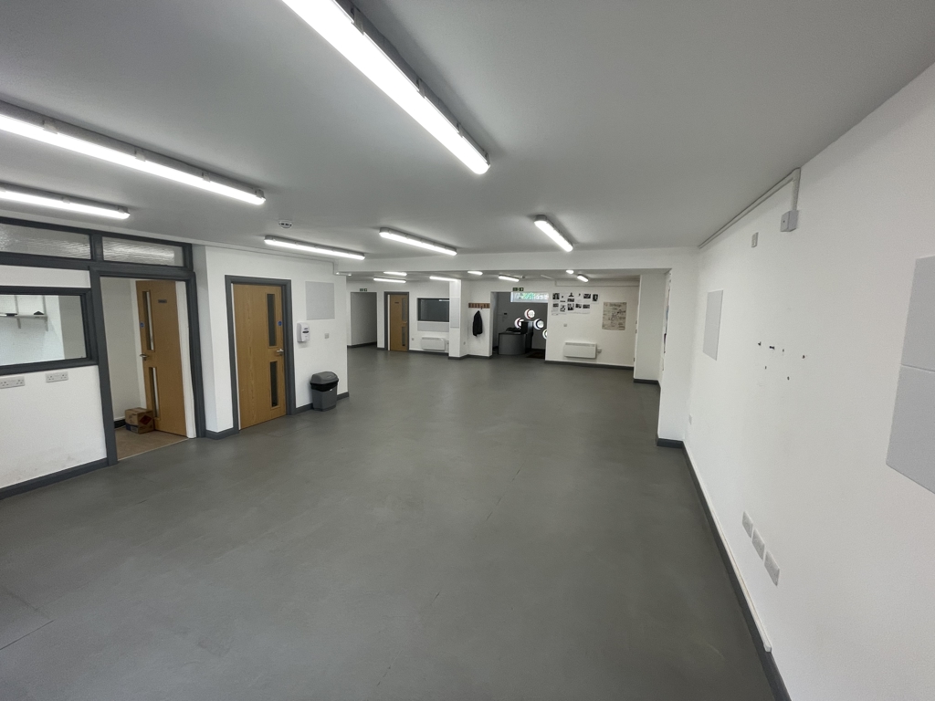 0 to 2206 Sq Ft, Longridge Lane, Southall, UB1 - Available, Image 4