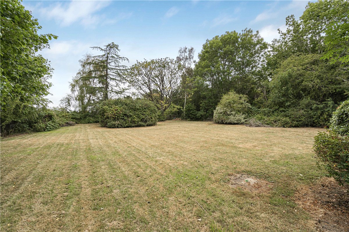 6 bedroom Bungalow, Nash Lee Lane, Wendover, HP22 - Let Agreed, Image 20