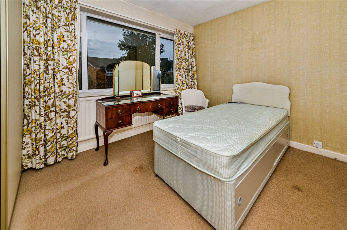 3 bedroom House, Cheriton Close, Newbury, RG14 - Sold, Image 5