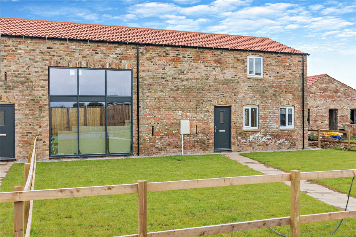 3 bedroom Barn Conversion, The Threshing Barn, Low House Farm, Aldborough, YO51 - Available