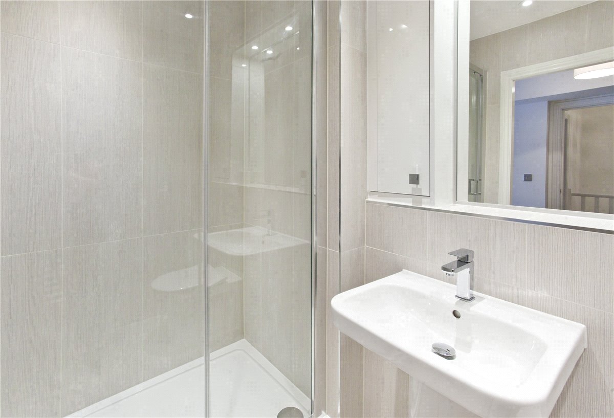 2 bedroom Flat, The Residence, Bishopthorpe, YO23 - , Image 2