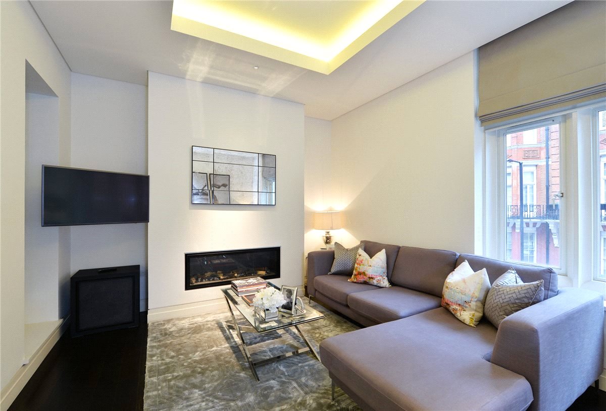2 bedroom Flat, Green Street, Mayfair, W1K - Available, Image 7