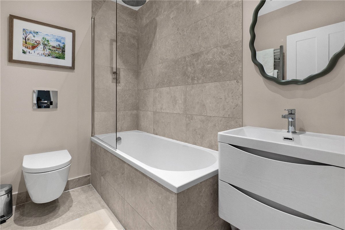 3 bedroom House, Orbain Road, London, SW6 - Available, Image 7