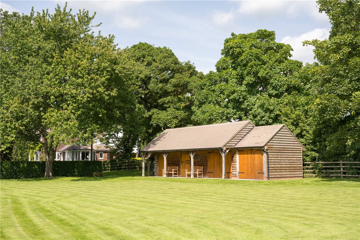 4 bedroom House, Woodgate Lane, Weeton, LS17 - Available, Image 20