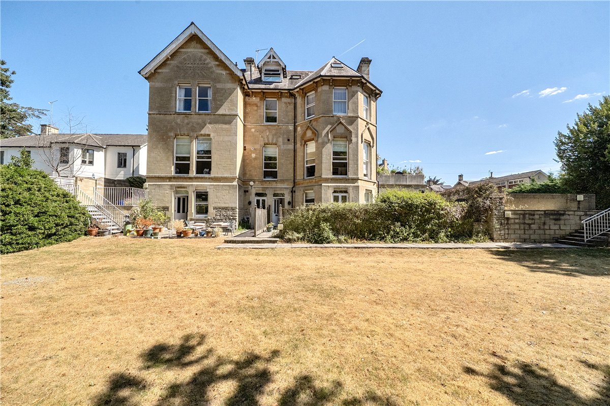 3 bedroom Flat, Weston Lane, Bath, BA1 - Available, Image 3