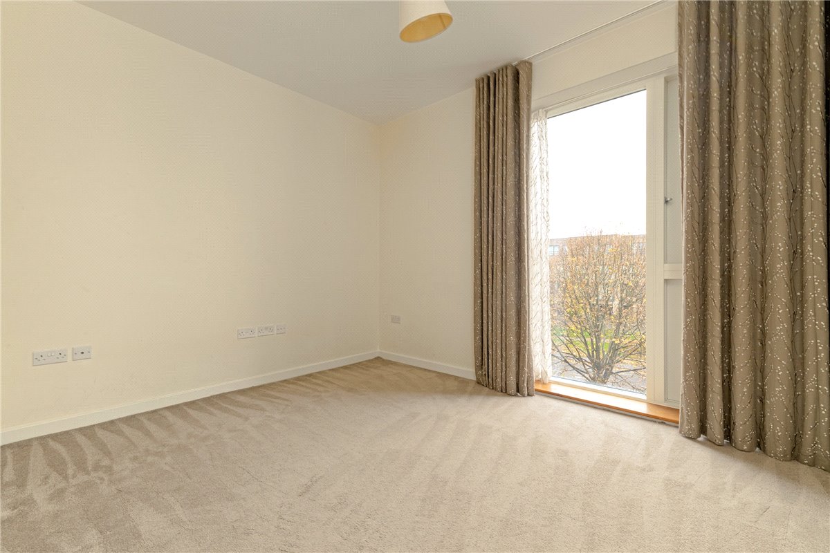 2 bedroom Flat, Seekings Close, Trumpington, CB2 - Sold, Image 4