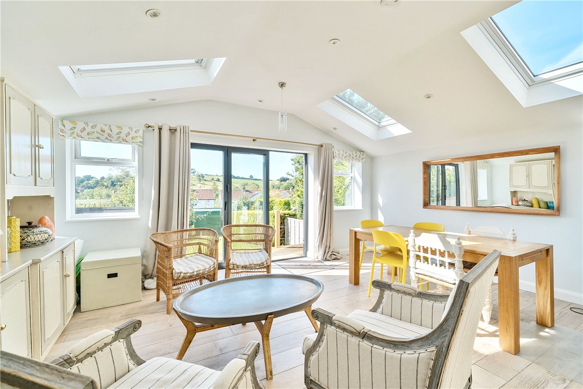 3 bedroom House, Haviland Grove, Bath, BA1 - , Image 2