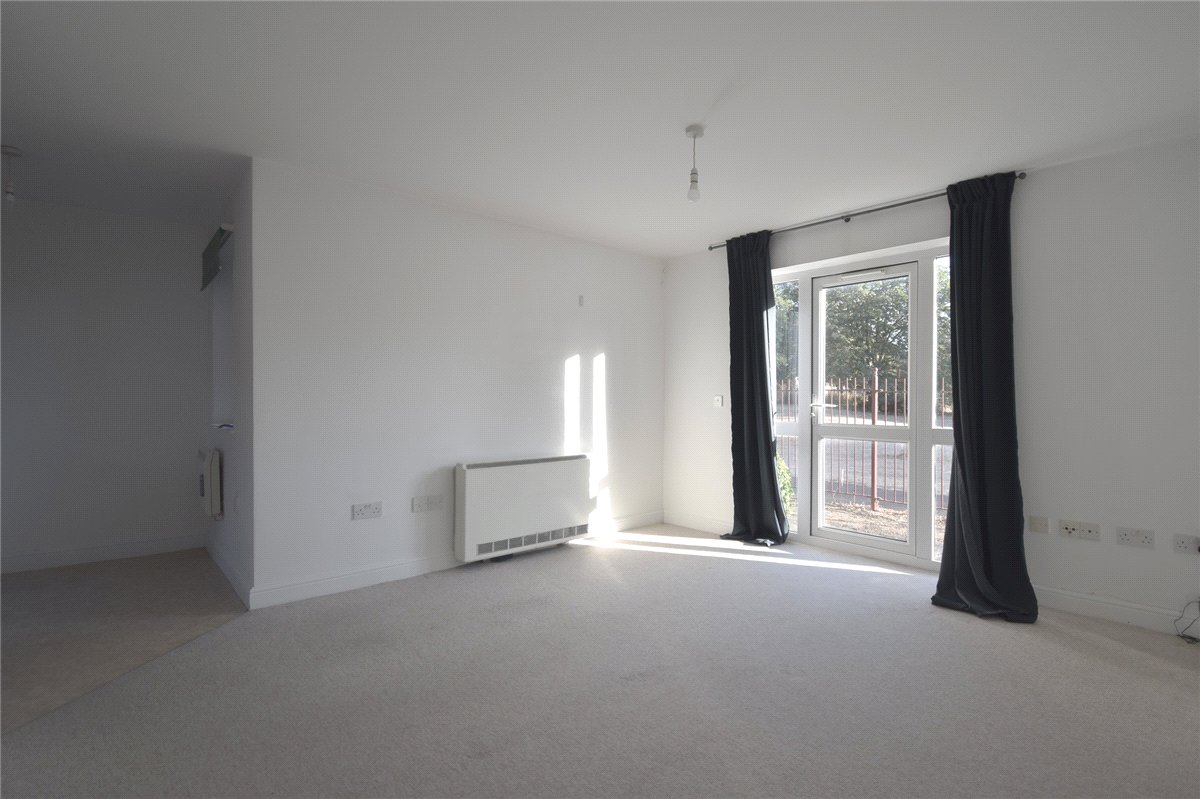 2 bedroom Flat, Apollo Way, Cambridge, CB4 - Available, Image 1