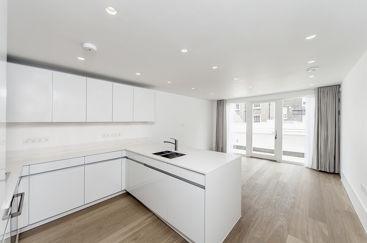 3 bedroom Flat, Castlereagh Street, Marylebone, W1H - Available