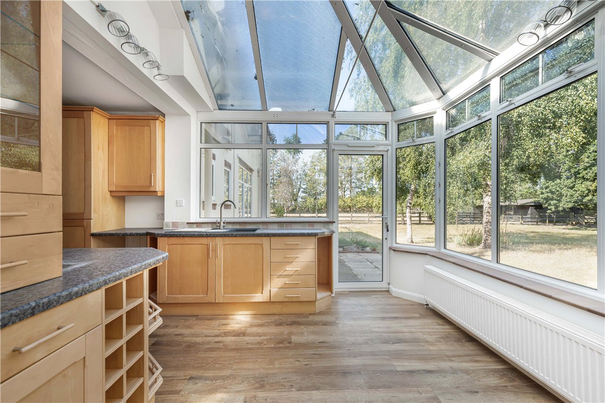5 bedroom House, Potter Row, Great Missenden, HP16 - Available, Image 17