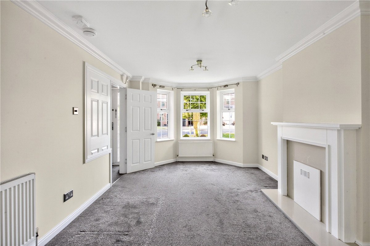 4 bedroom House, Wood Fields, Bramley, S66 - Let Agreed, Image 12