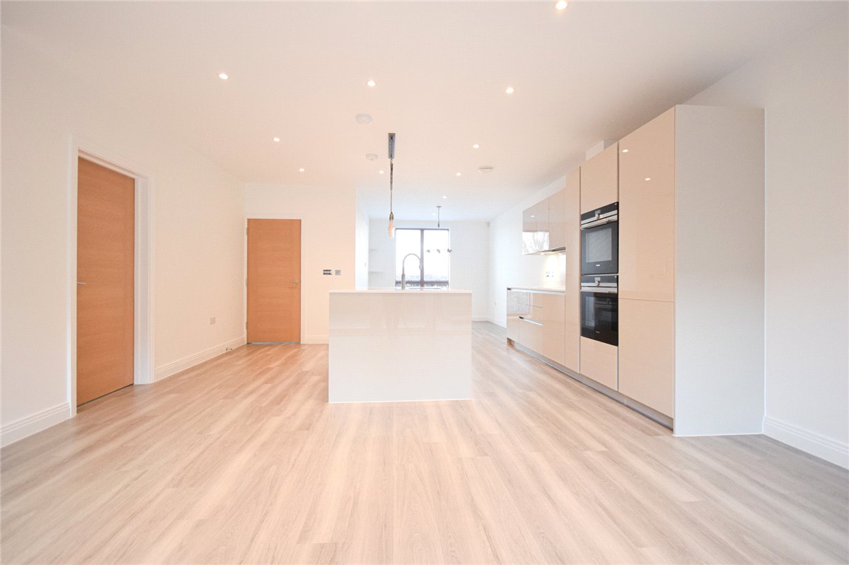 5 bedroom House, Pinnington Close, Trumpington, CB2 - , Image 5