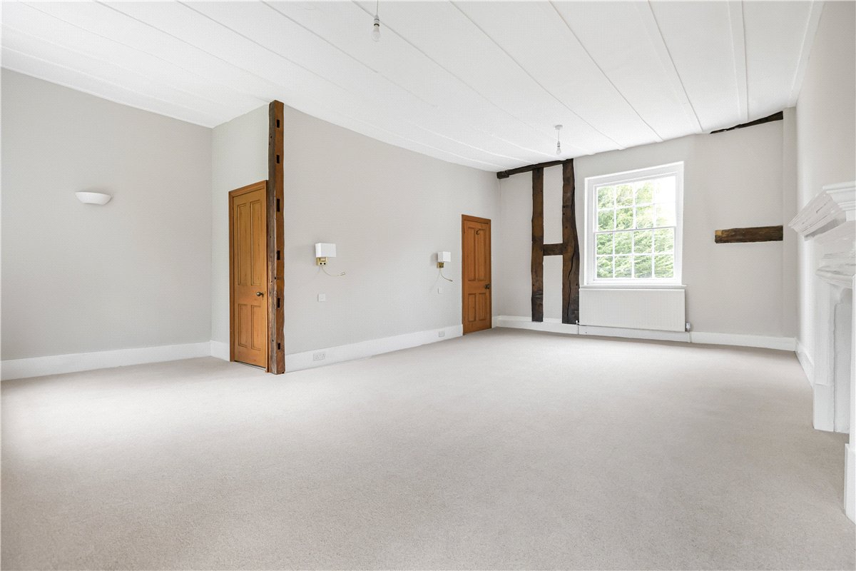 7 bedroom House, Breakspear Road South, Ickenham, UB10 - Available, Image 12