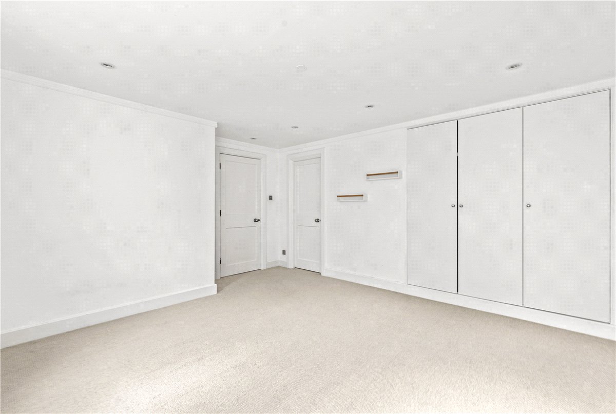3 bedroom Flat, Porchester Gate, Bayswater Road, W2 - Available, Image 26