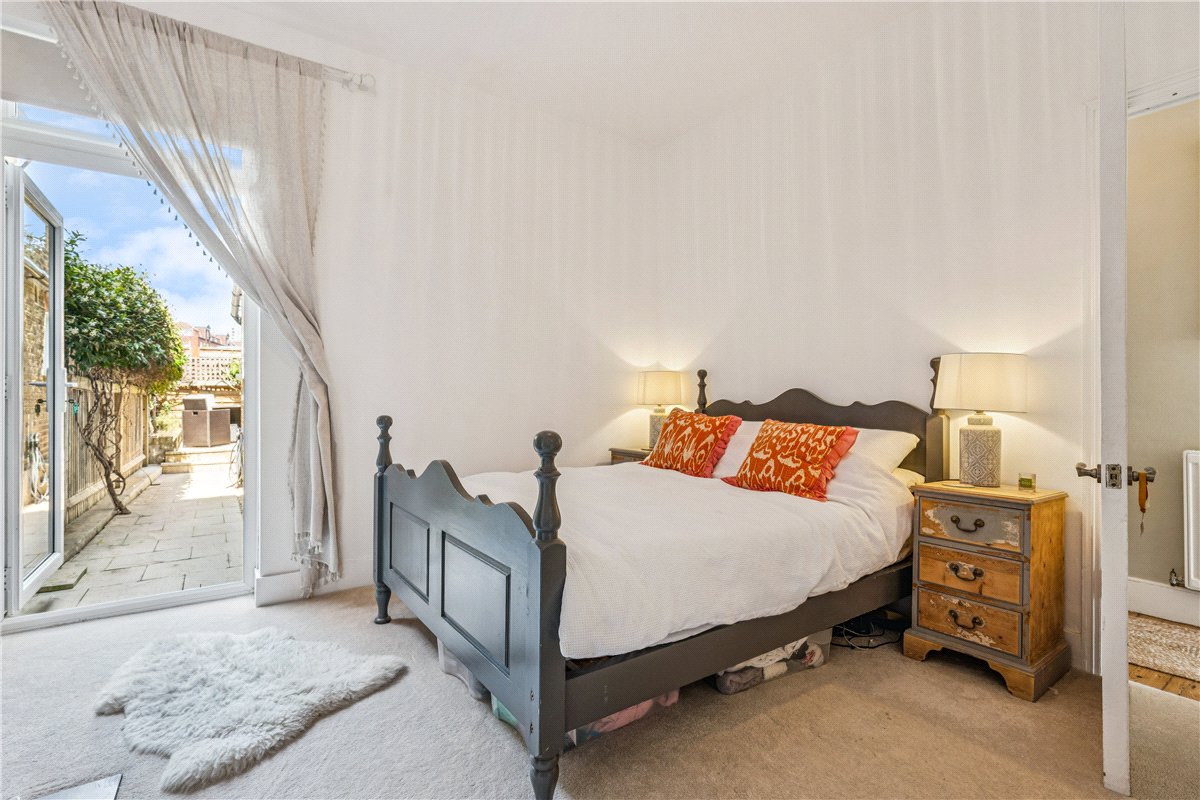 2 bedroom Flat, Aslett Street, London, SW18 - Under Offer, Image 8