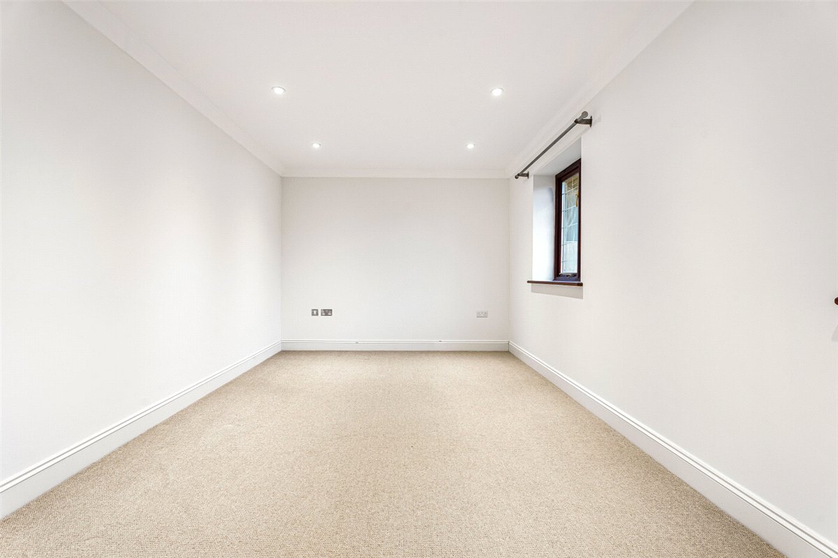 4 bedroom Residential, Nash Lee Lane, Wendover, HP22 - Available, Image 17