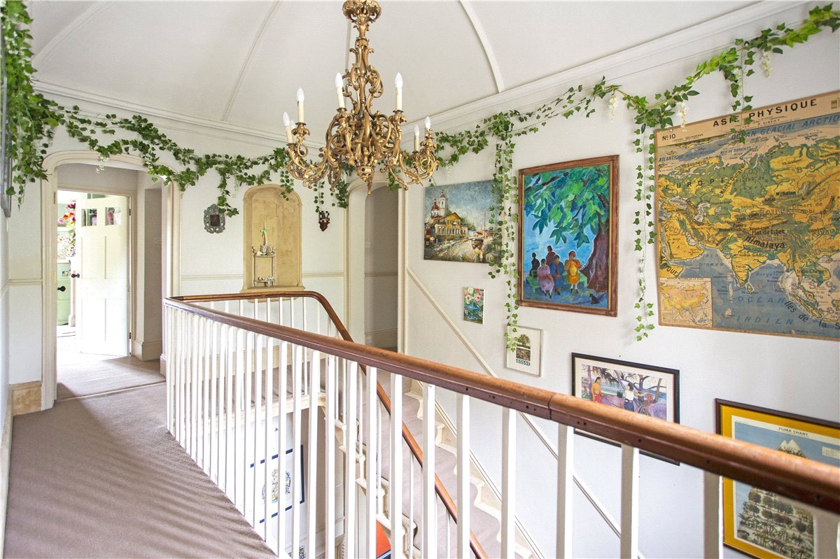 8 bedroom House, Castlefields, Calne, SN11 - Available, Image 10