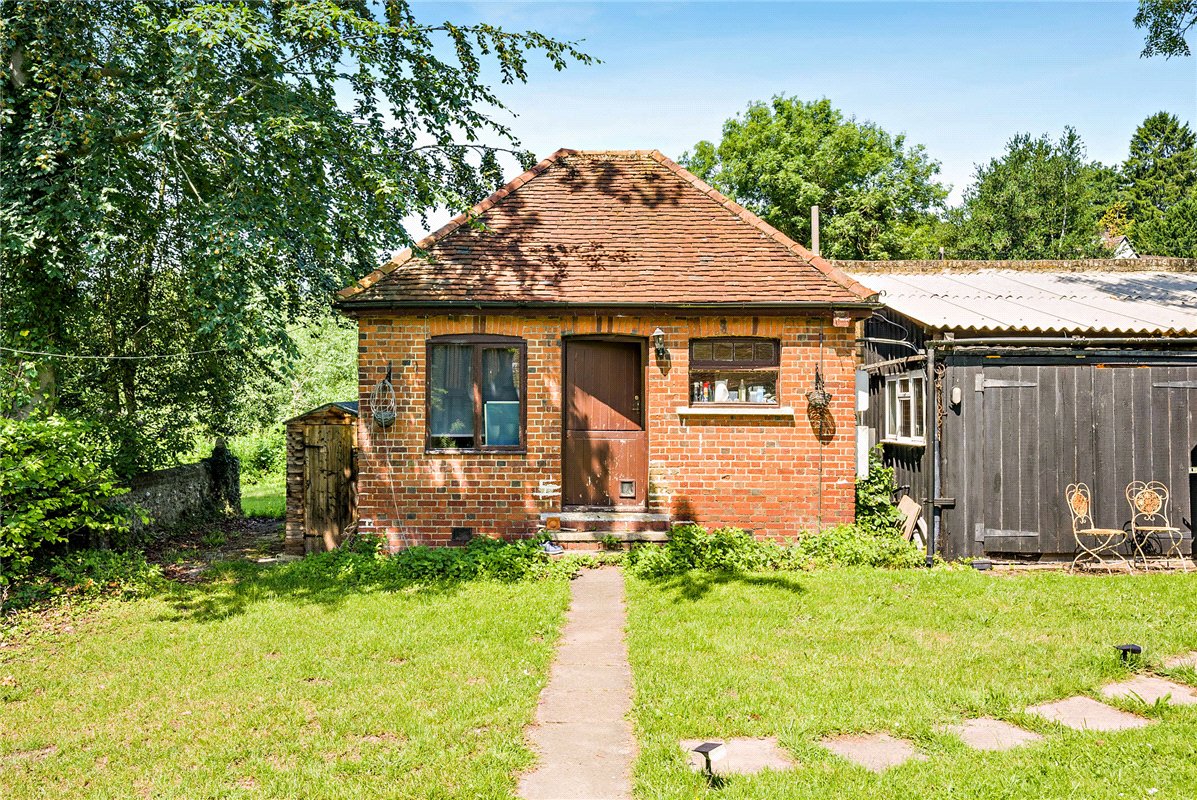   Farm, Loudwater Lane, Loudwater, WD3 - Available, Image 6
