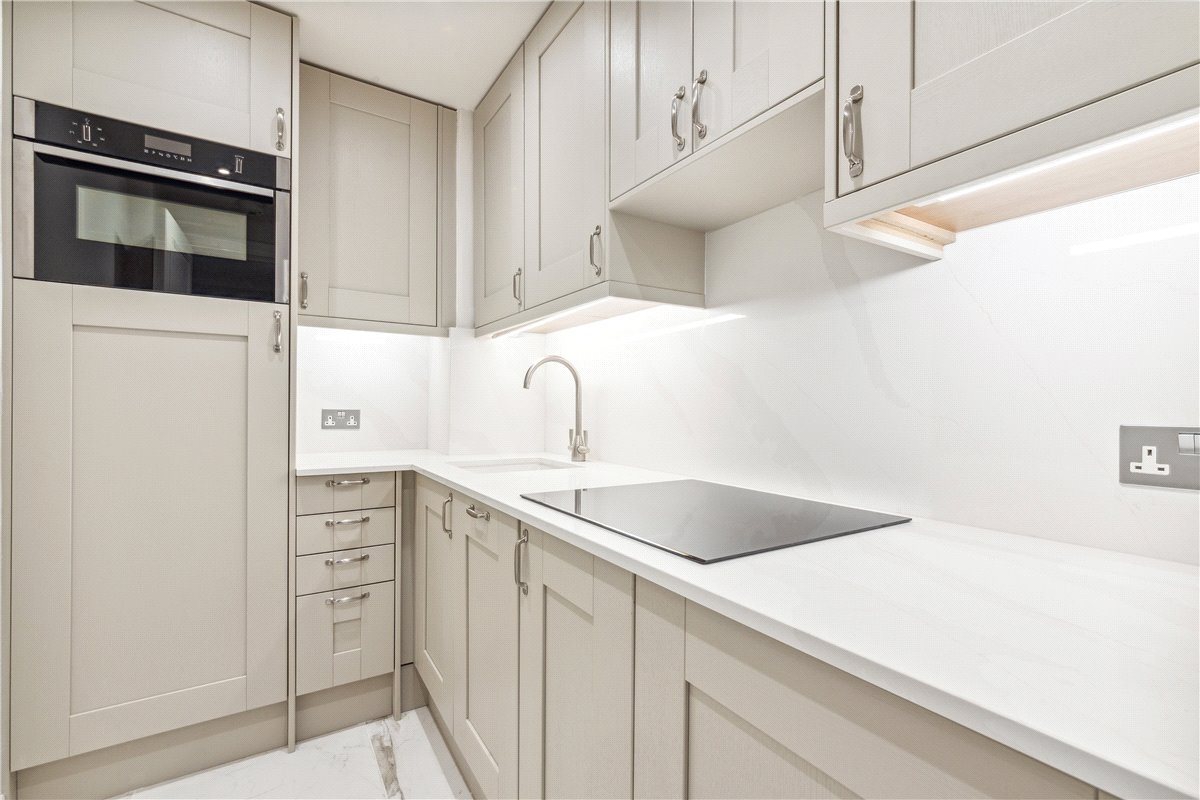 1 bedroom Flat, Park Lane, Mayfair, W1K - , Image 2