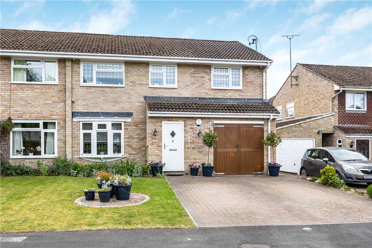 5 bedroom House, Forge Close, Milton Lilbourne, SN9 - Available