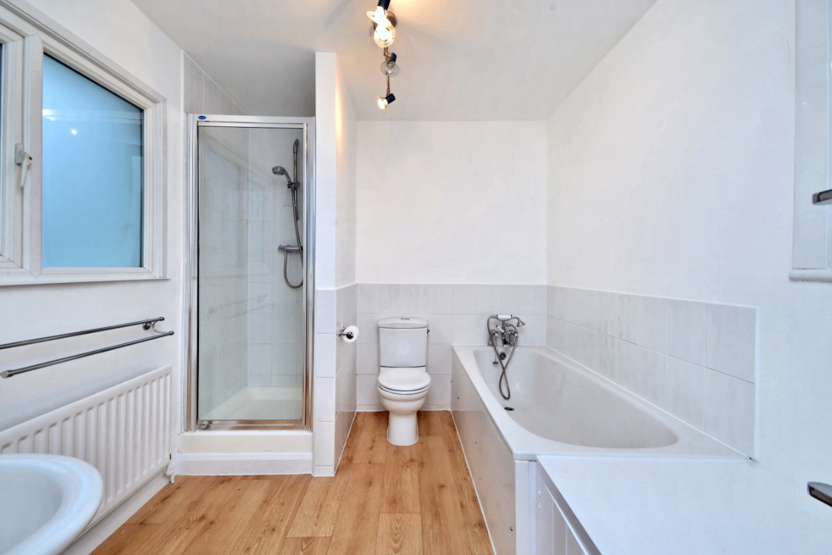 5 bedroom House, Clavering Avenue, London, SW13 - , Image 4