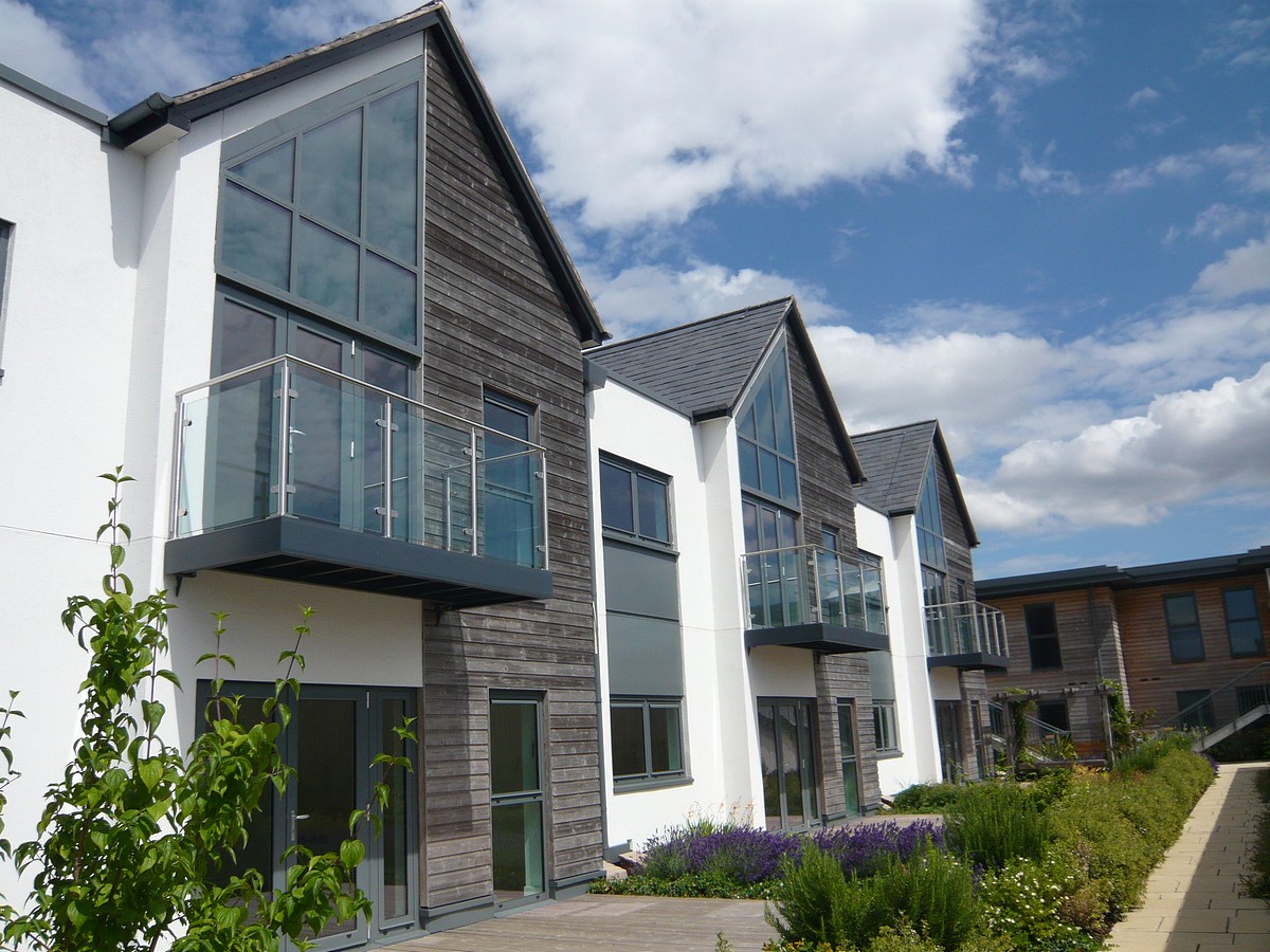 2 bedroom Flat, Park Way, Newbury, RG14 - Available