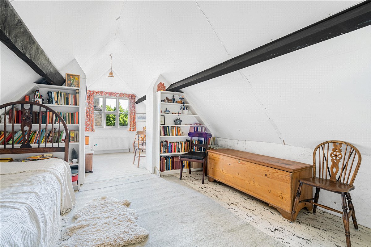 5 bedroom Cottage, High Street, Bampton, OX18 - Available, Image 14